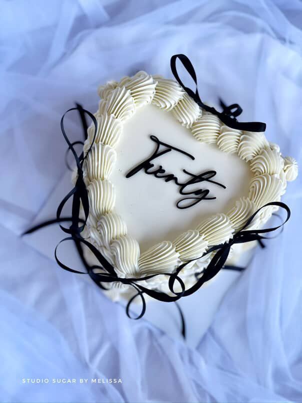 Cake Fropper (flat on cake, no stick)